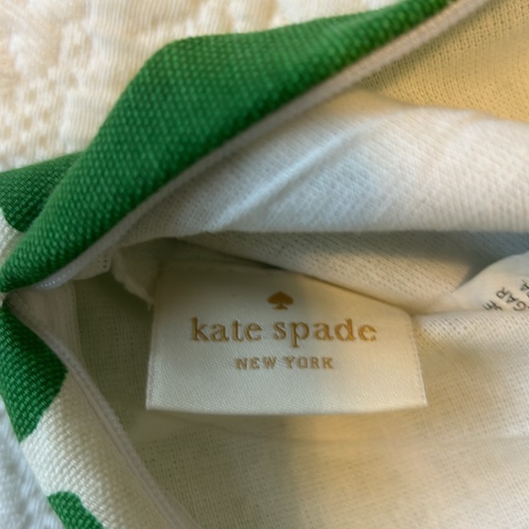Beautiful Kate Spade pillow cover. Excellent condition - Picture 2 of 3